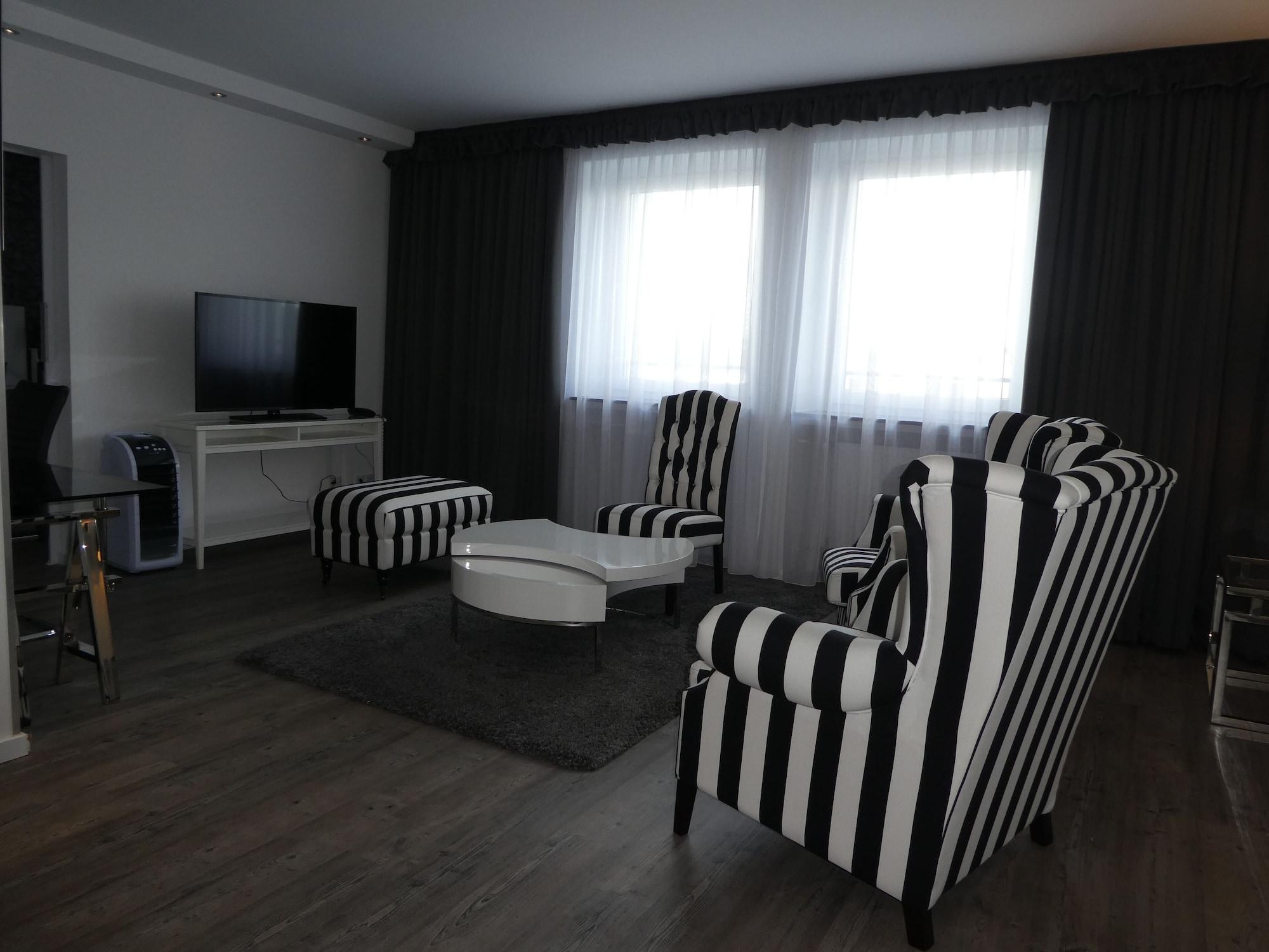 Hotel Asahi Дюселдорф Екстериор снимка